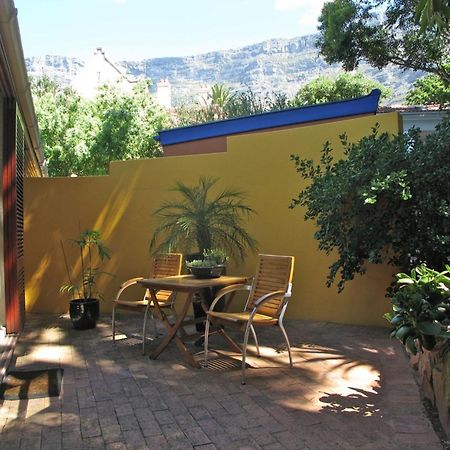 Lezard Bleu Guest House Kapstadt Exterior foto