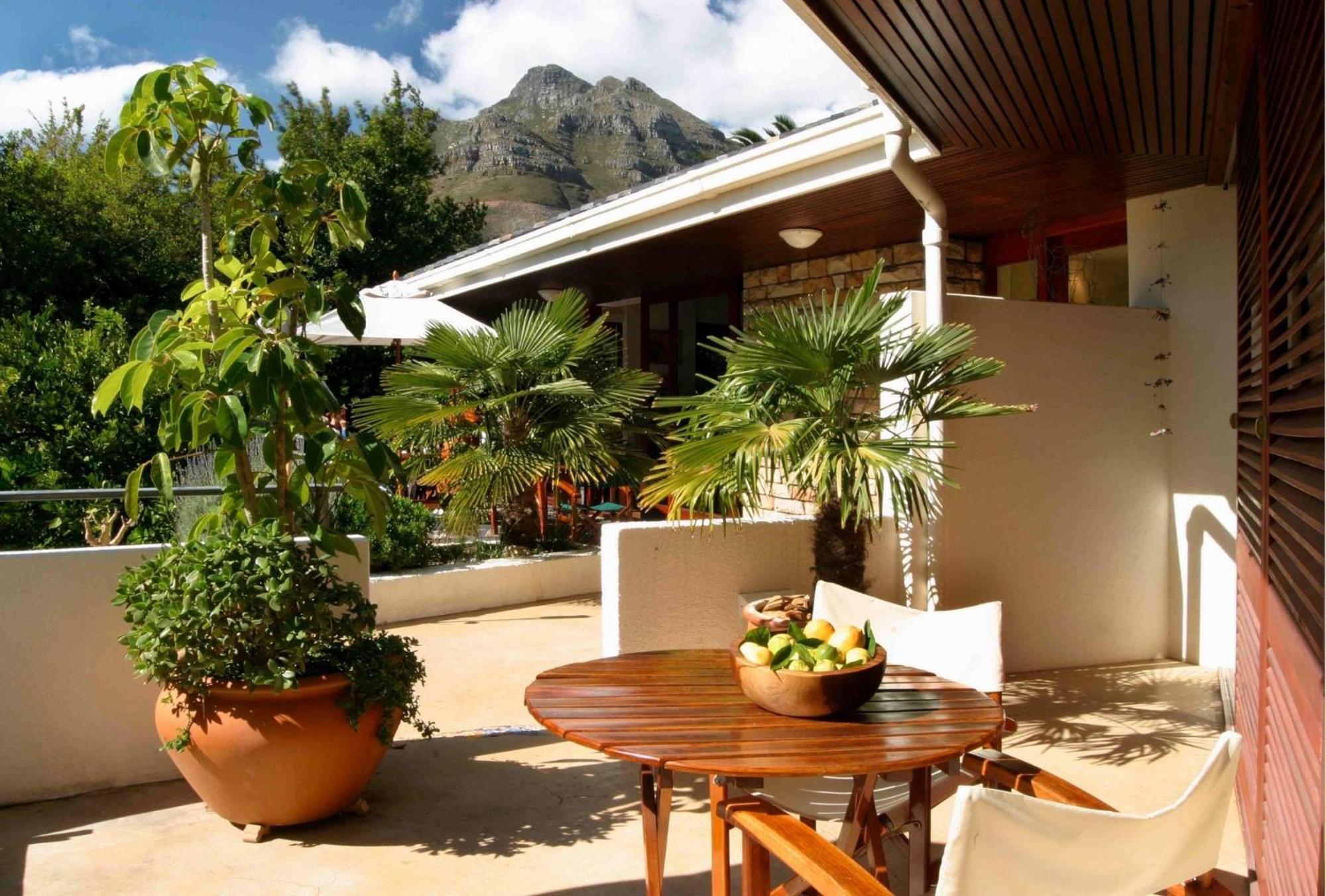 Lezard Bleu Guest House Kapstadt Exterior foto