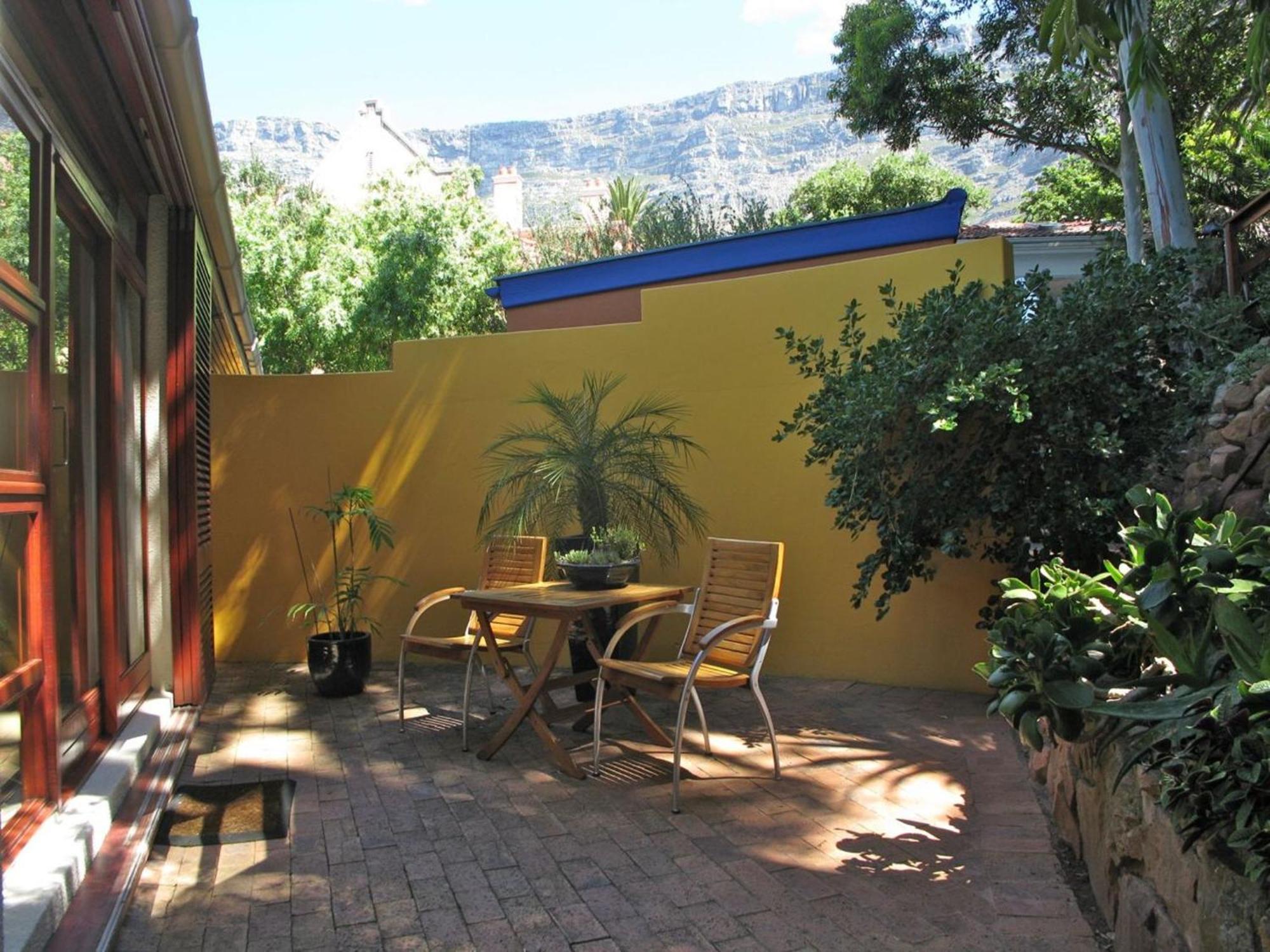 Lezard Bleu Guest House Kapstadt Exterior foto